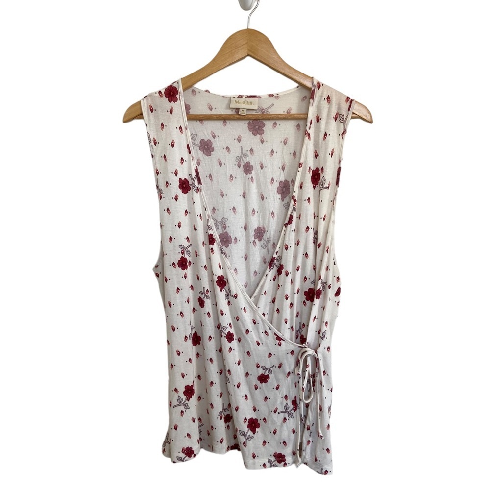 ModCloth Sleeveless Floral Print Wrap Top